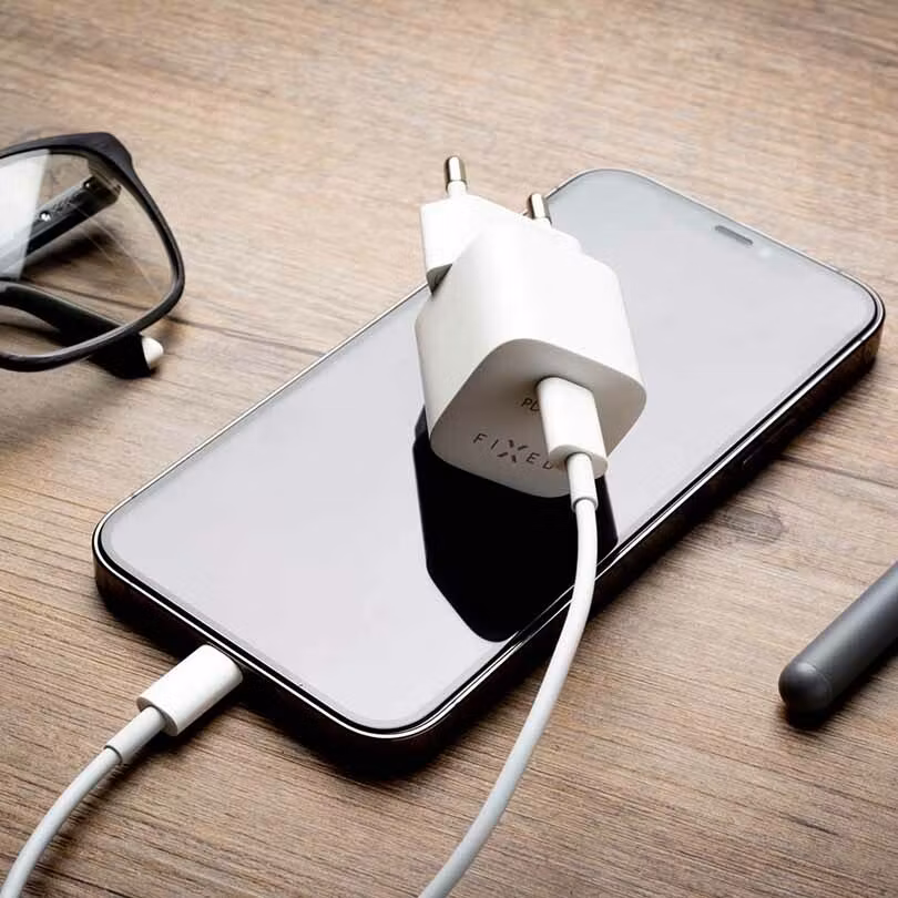 FIXED Super Snabb Mini Hemladdare USB-C PD 30W Vit