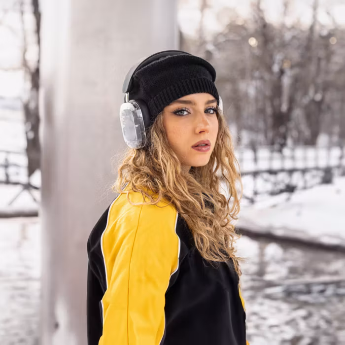 Mondo by Defunc Mondo Over-Ear BT Headset Transparent