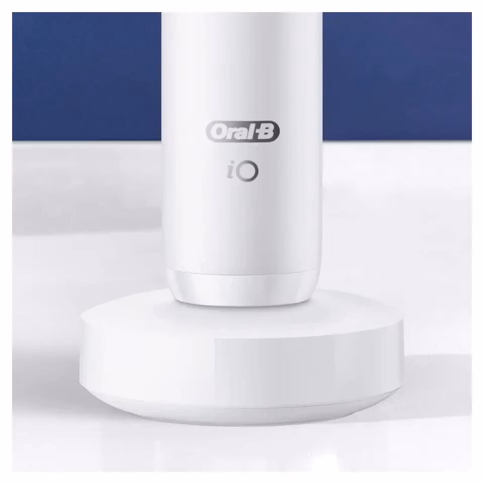 Oral-B 408543 iO8N Eltandborste Vit