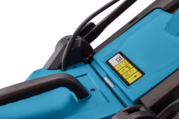 Makita DLM330RT 18 V; 1x5,0 Ah batt. Batteridriven gräsklippare