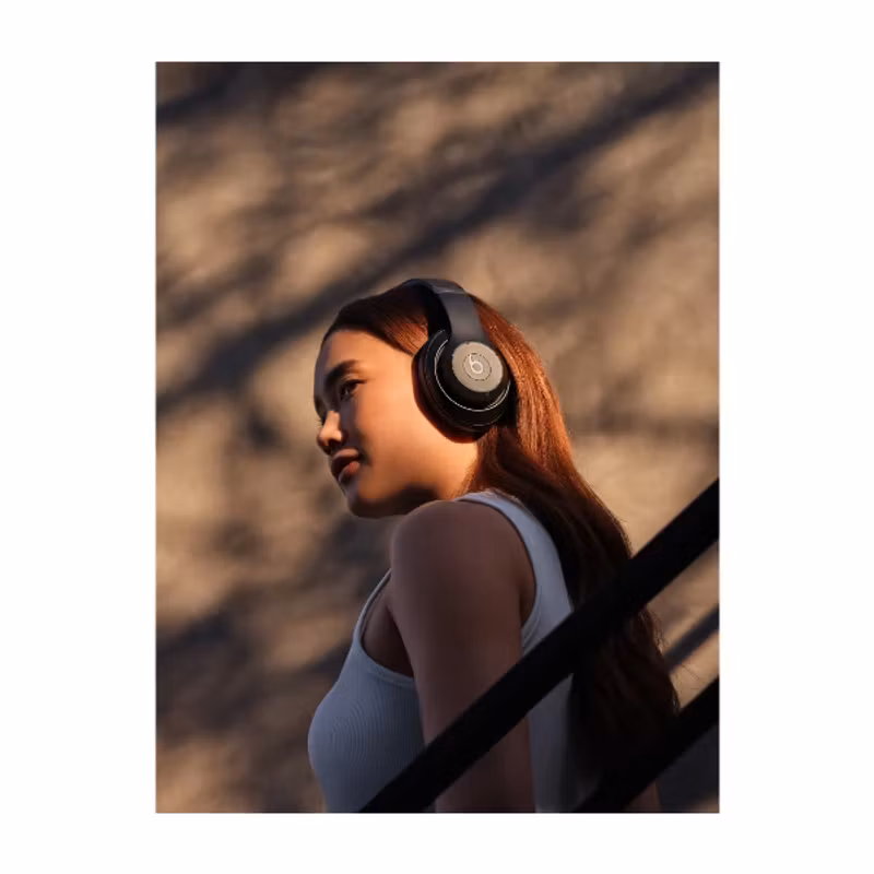 Beats by Dr. Dre Studio Pro Wireless Over-ear Svart