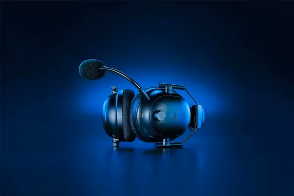 Razer BlackShark V2 PRO Trådlös Headset Svart