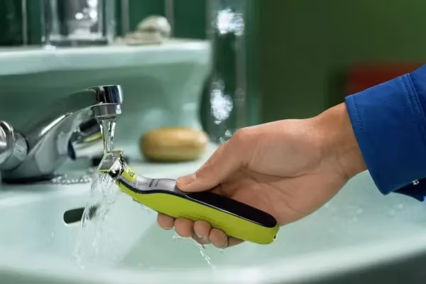 Philips OneBlade 360 QP2734 Trimmer