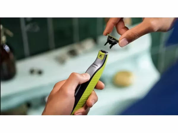 Philips OneBlade 360 QP2734 Trimmer