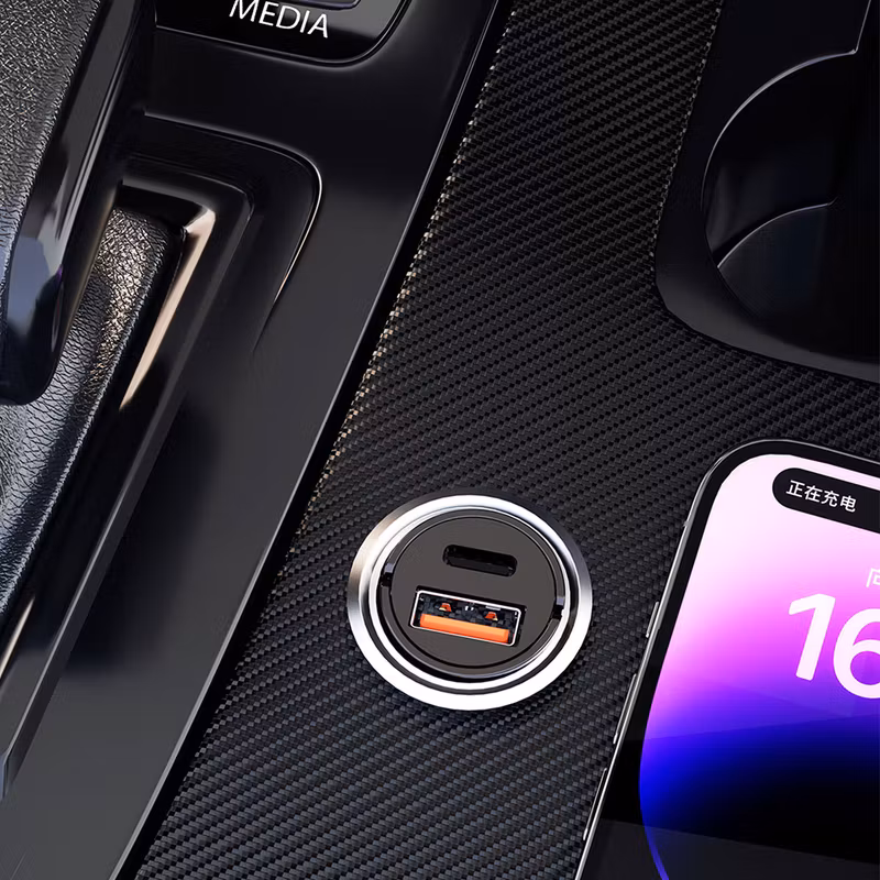 Dudao R3MAX Car Charger 48Watt 1xUSB-A + 1xUSB-C Billaddare