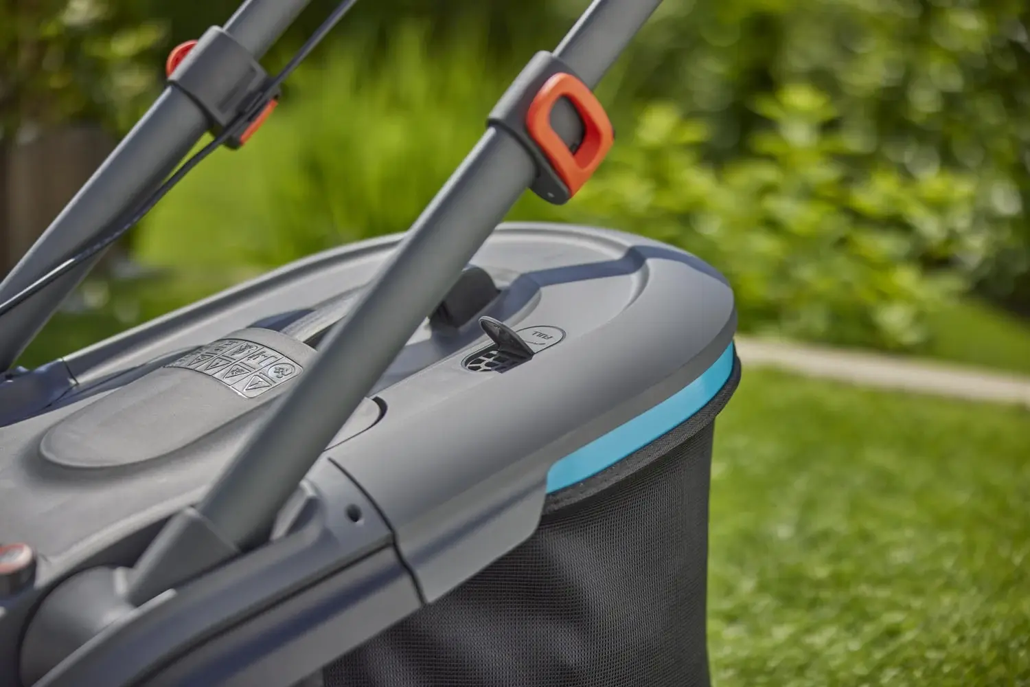 Gardena PowerMax Duo 46/36V Set (1x4.0Ah) Gräsklippare med batteri