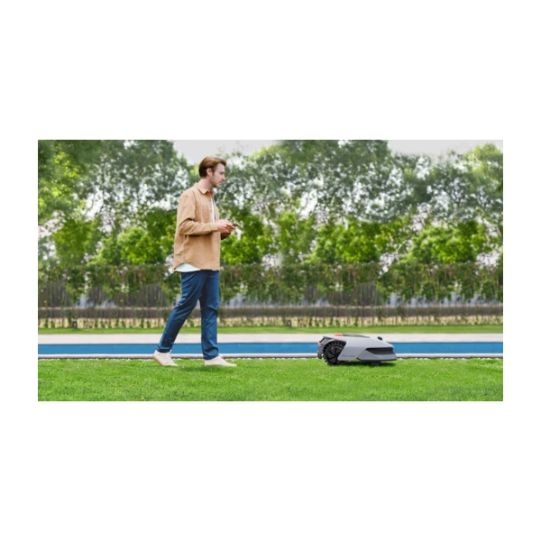 Dreame A1 Pro 2000 Trädlös Robotgräsklippare