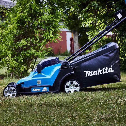 Makita DLM432Z Batteridriven gräsklippare 2 x 18 V