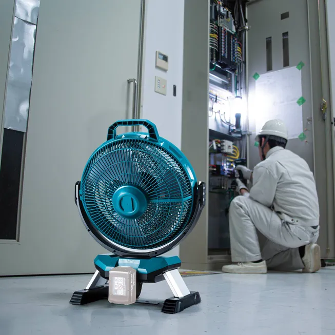 Makita DCF301Z Sladdlös fläkt 18 V Utan batteri & utan laddare