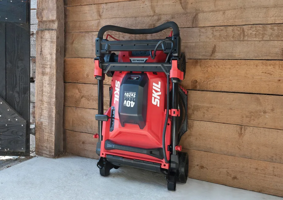 Skil GM1E0140BA Batteridriven Gräsklippare 43 cm Skärbredd Inkl 2 Batterier och Laddare