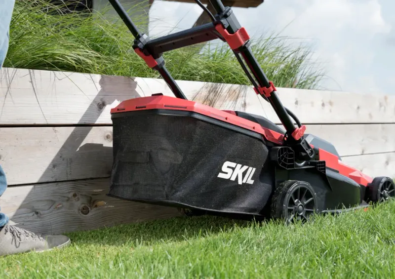 Skil GM1E0140BA Batteridriven Gräsklippare 43 cm Skärbredd Inkl 2 Batterier och Laddare