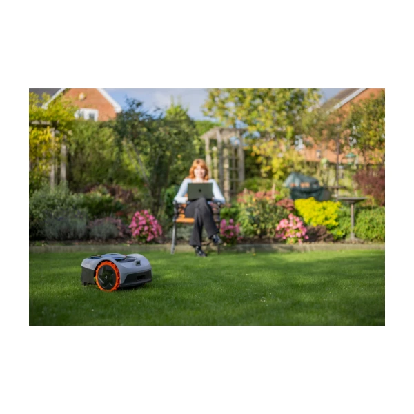 Segway Navimow i105 Robotgräsklippare