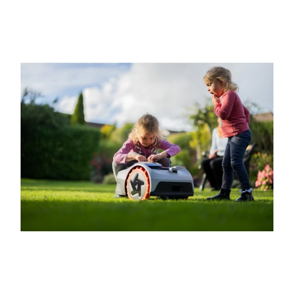 Segway Navimow i105 Robotgräsklippare