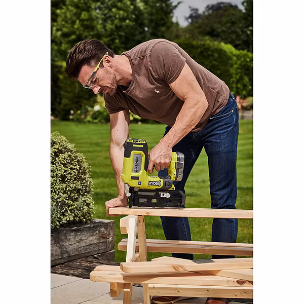 Ryobi Spikpistol Dyckert R16GN18-0 One+ 18 V Batteridriven