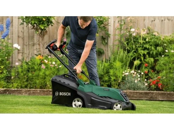 Bosch Advanced-Rotak 36V-44-750 Elektrisk Gräsklippare