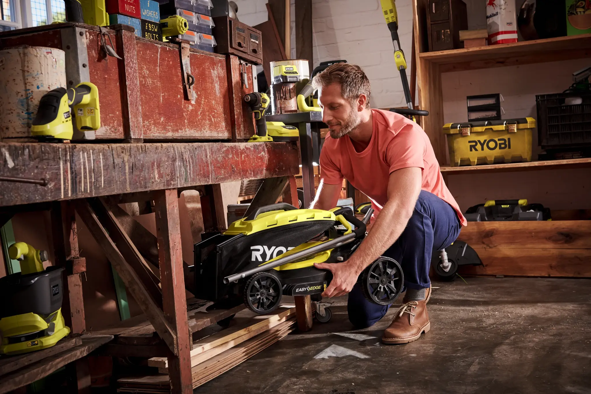 Ryobi One+ RLM18X33B40 Elektrisk Gräsklippare