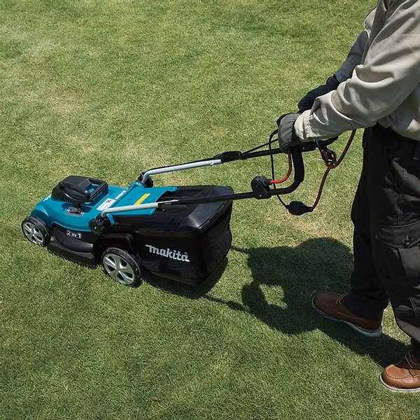 Makita ELM3320 1200 W Gräsklippare elektrisk