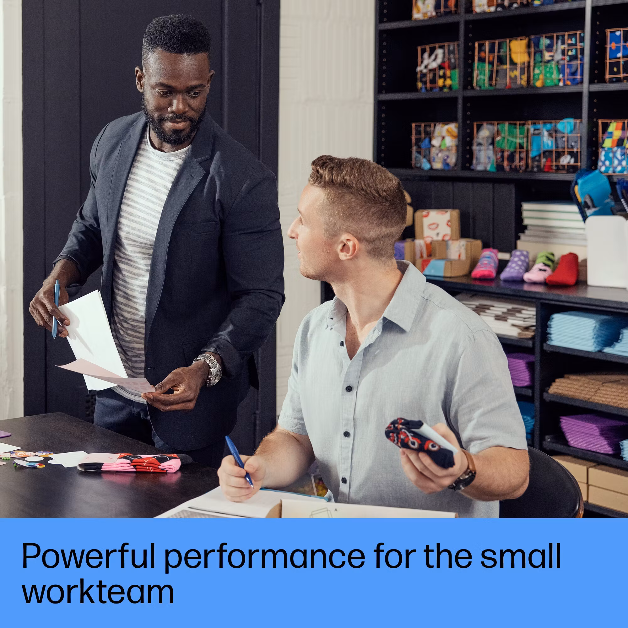 HP LaserJet Pro 3002dw-skrivare, svartvit, skrivare för små och medelstora företag, utskrift, Dualband Wi‑Fi, stark säkerhet, energieffektiv, snabb första utskrift, dubbelsidig utskrift, Roam