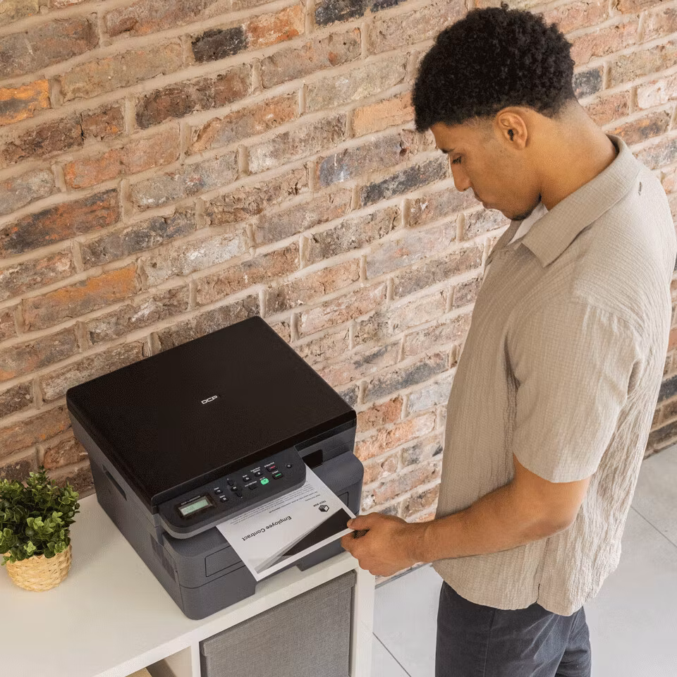 Brother DCP-L2620DW multifunktionsskrivare Laser A4 1200 x 1200 DPI 32 sidor/min Wi‑Fi
