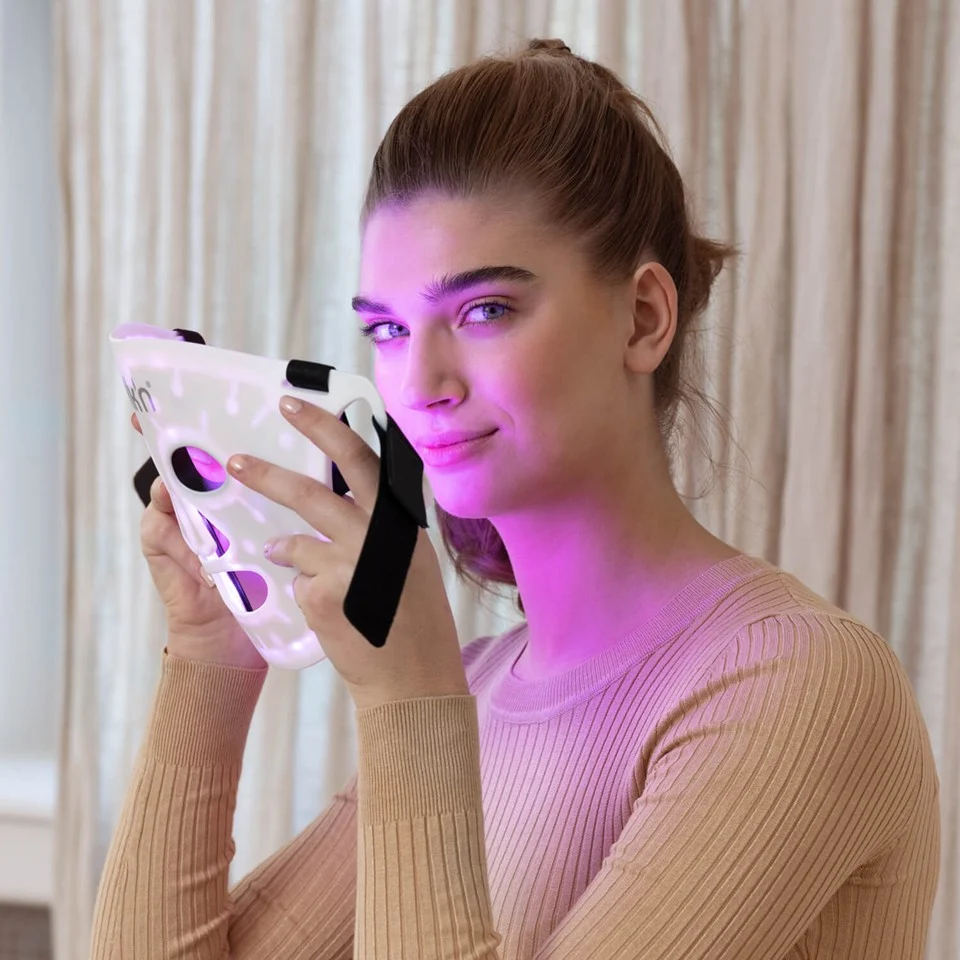 Silk'n Face Mask 100 LED Light therapy face mask