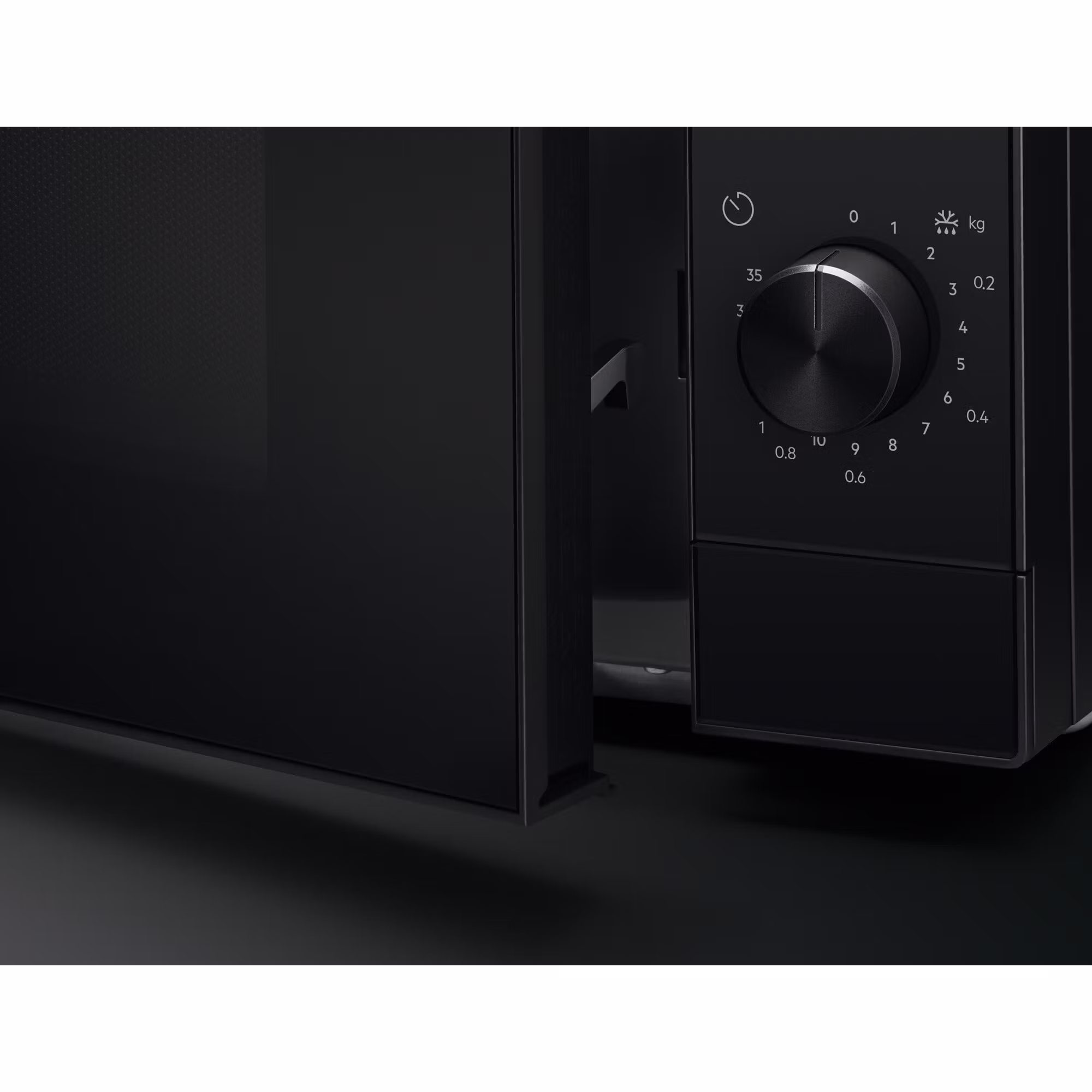 Electrolux EMZ421MMK Svart kombinationsmikrovågsugn bänkmodell 21 L 800 W
