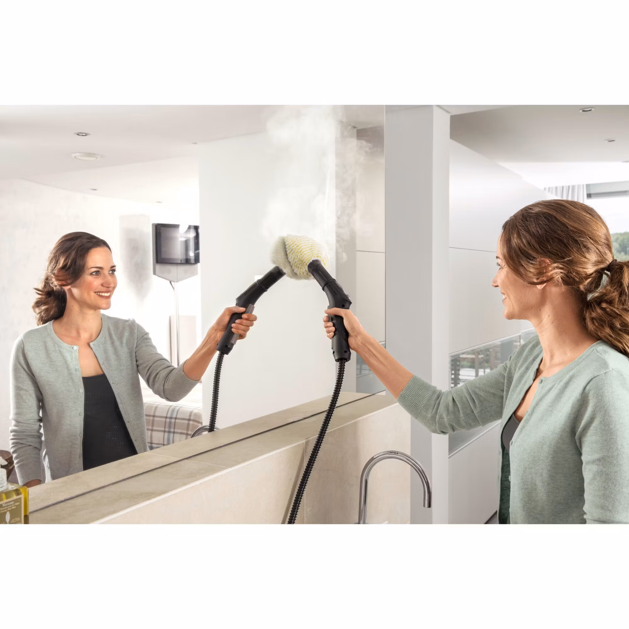 Kärcher ångtvätt SC 4 EasyFix Iron (vit/svart, 2 000 watt, inklusive ångtrycksstrykjärn)
