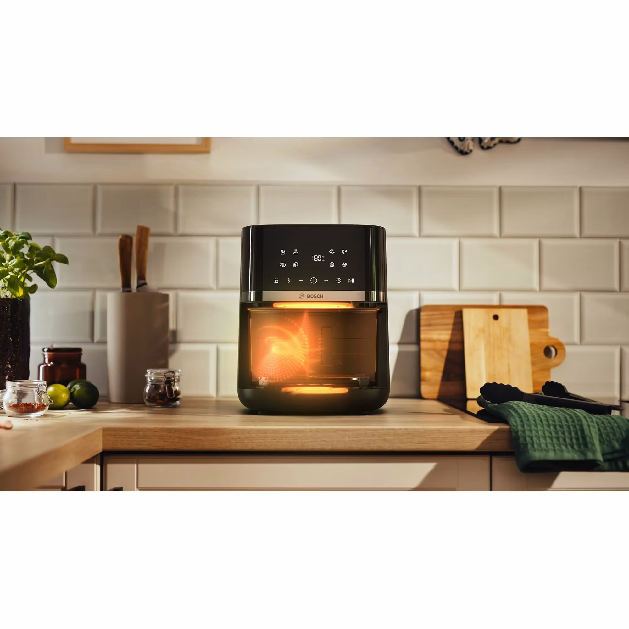 Bosch varmluftsfritös MAF462B0 Serie 4 (svart, 2 050 watt, korg 6,1 liter)