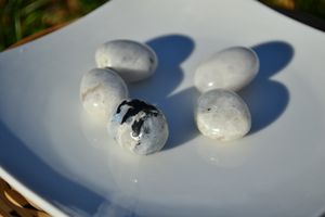 Regnbågsmånsten, cuddle stone