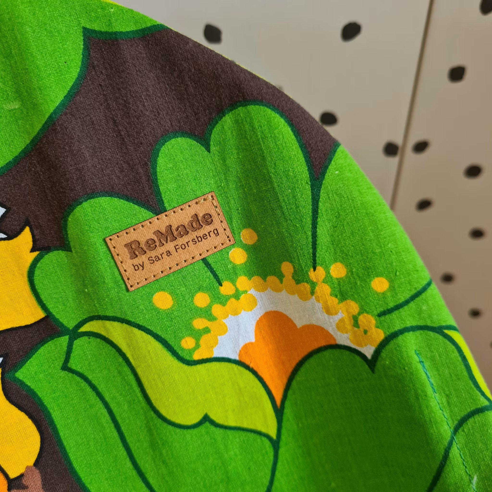 Klädsel till Babysitter RETRO