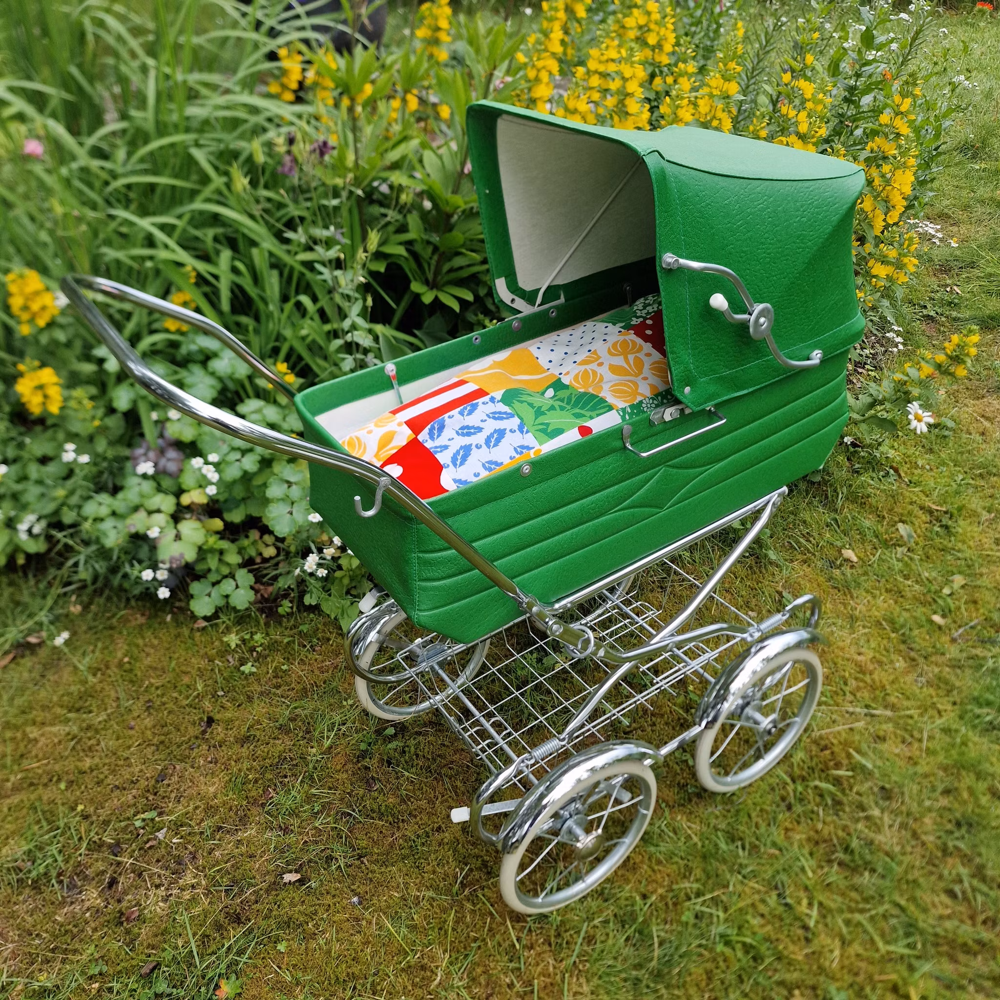 Lapptäcke dockvagn