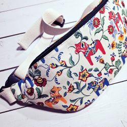 Magväska DALAHÄST offwhite