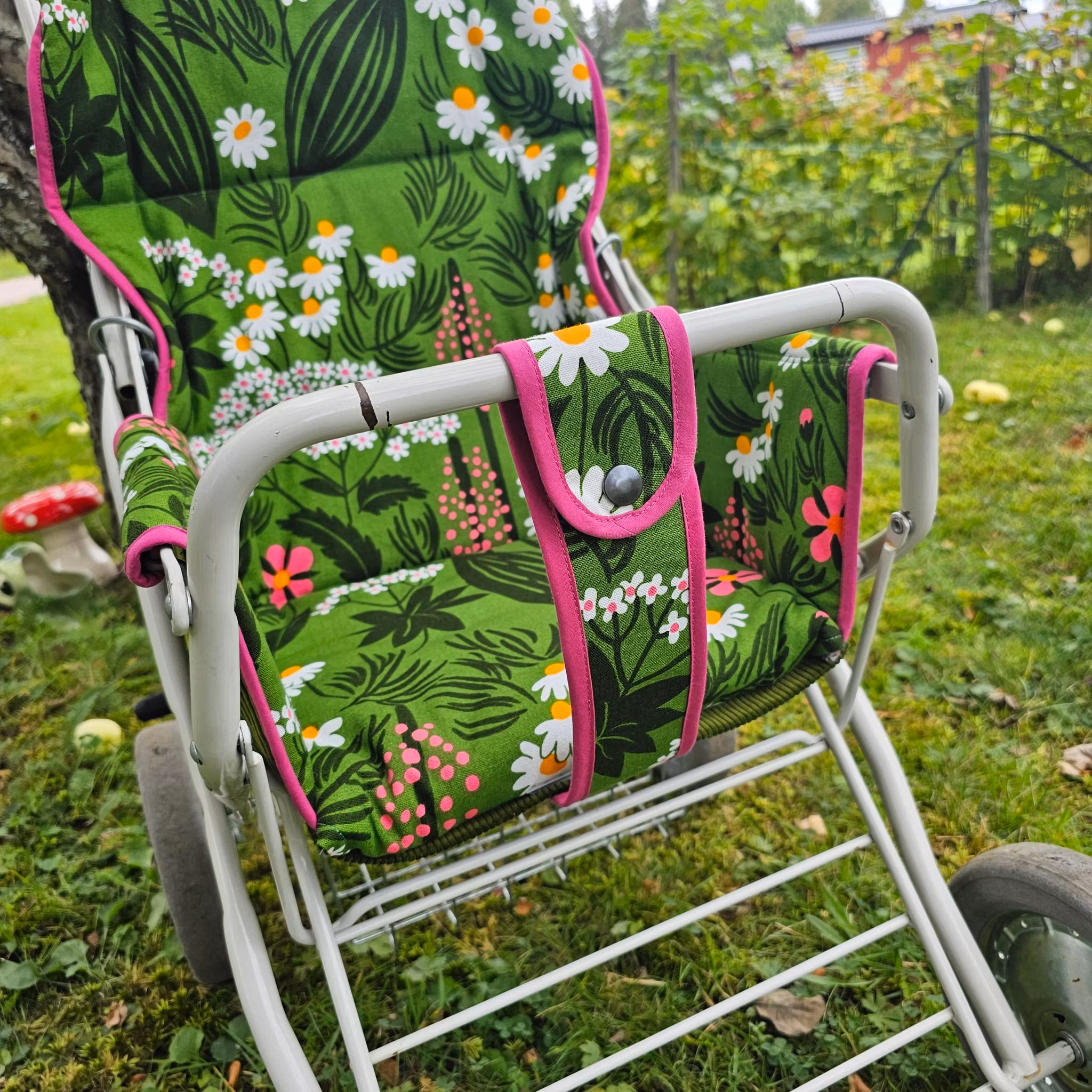 Förbeställd Sulkyklädsel