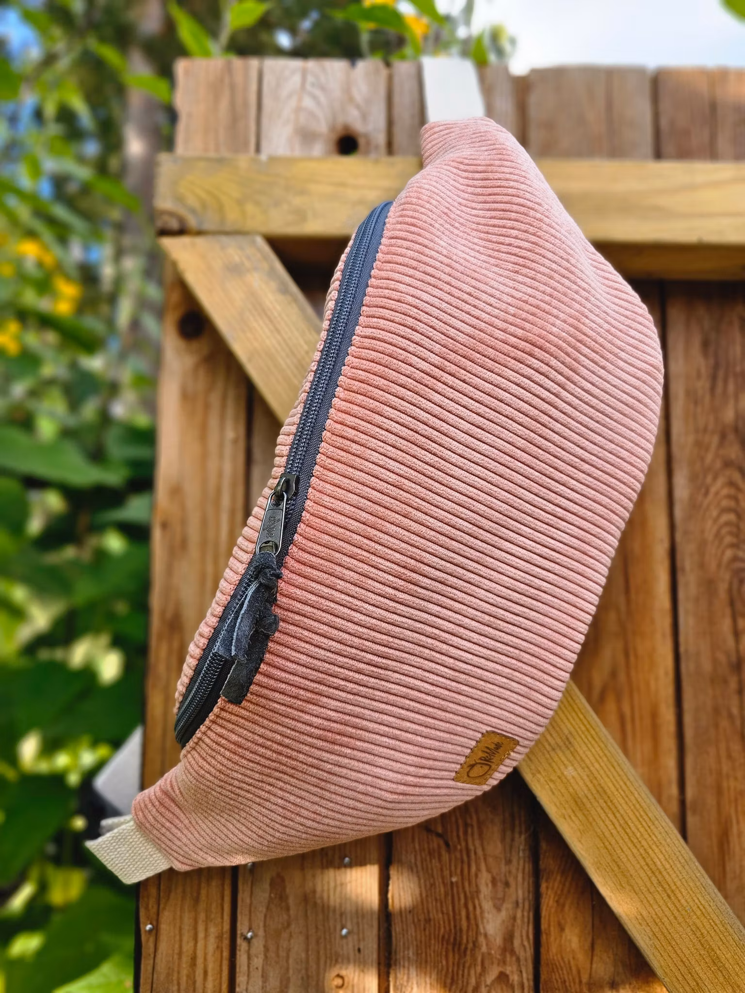 Magväska Manchester rosa