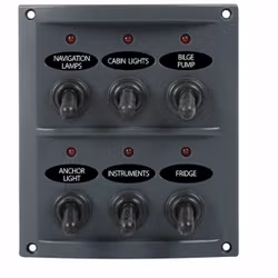 Elpanel stänktät 6 kontakter med lampor