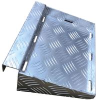 Hållare till batterilåda till släpvagnsskena, Aluminium