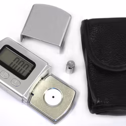 Nålvåg 5g/0.01g - Batteri ingår -