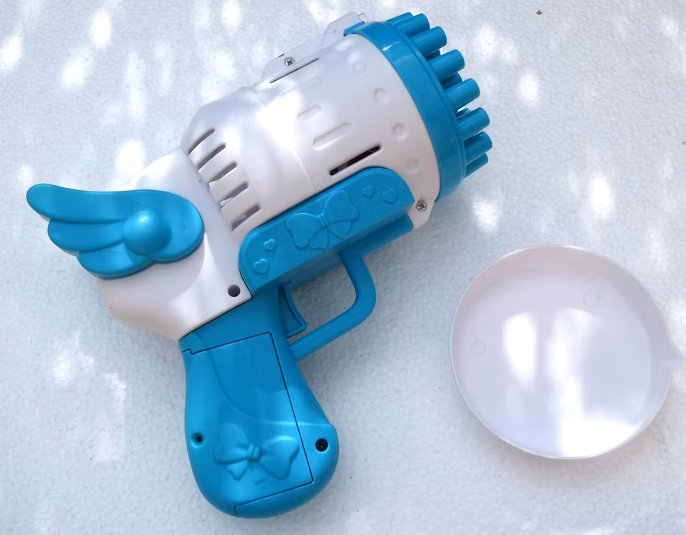Kulspruta skjuter häftiga bubblor - Blå -