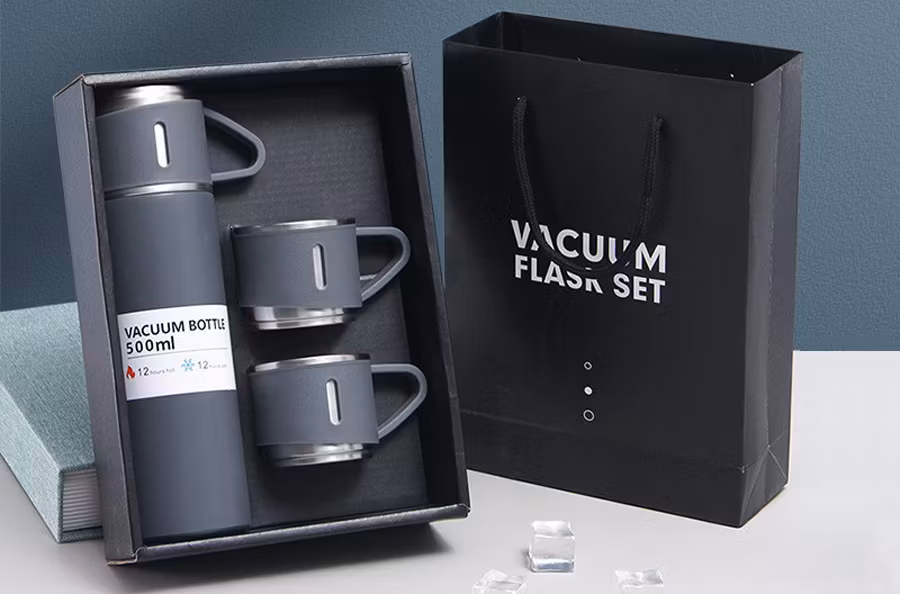 Termos - 3 Muggar - 500 ml - Olika Färger -