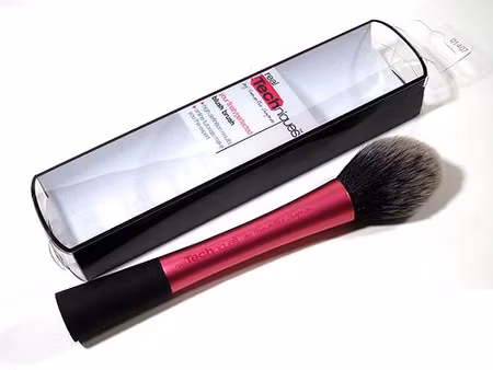 Real Techniques Blush Brush