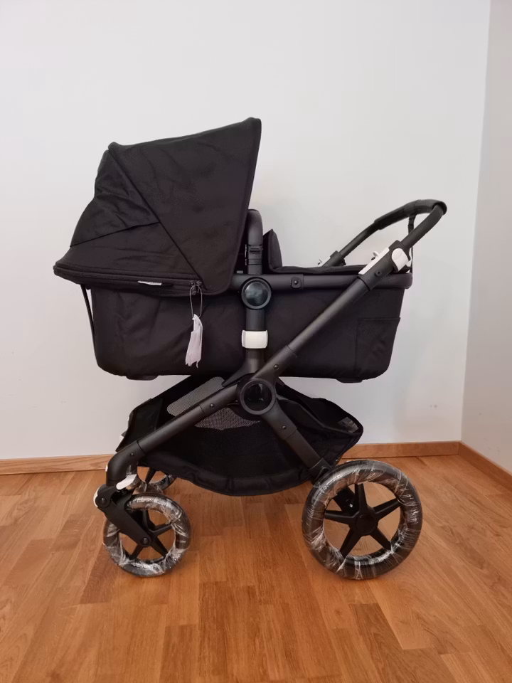 Bugaboo Fox 2 - All Black kombivogn (NY)