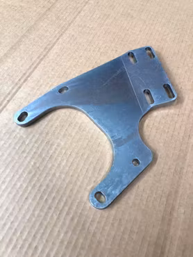 MKM Handbromsfäste Volvo 740/940 Passagerarsida