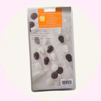 Wilton Gjutform Kranier – 12 Figurer för Choklad & Pyssel