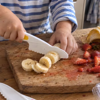 Barnkniv Medium  – Blå - Säker & Barnvänlig Kniv för Små Kockar