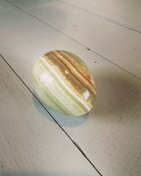 Ägg sten litet