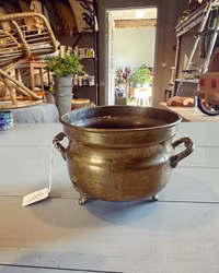 Liten mässingskruka