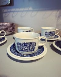 Engelska kaffekoppar (endast avhämtning)