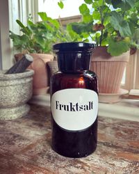 Medicinflaska ”fruktsalt”