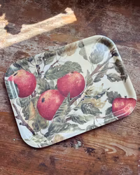 Bricka äpple