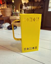Mjölkpaketshållare