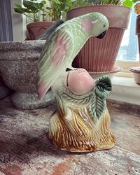 Fågel